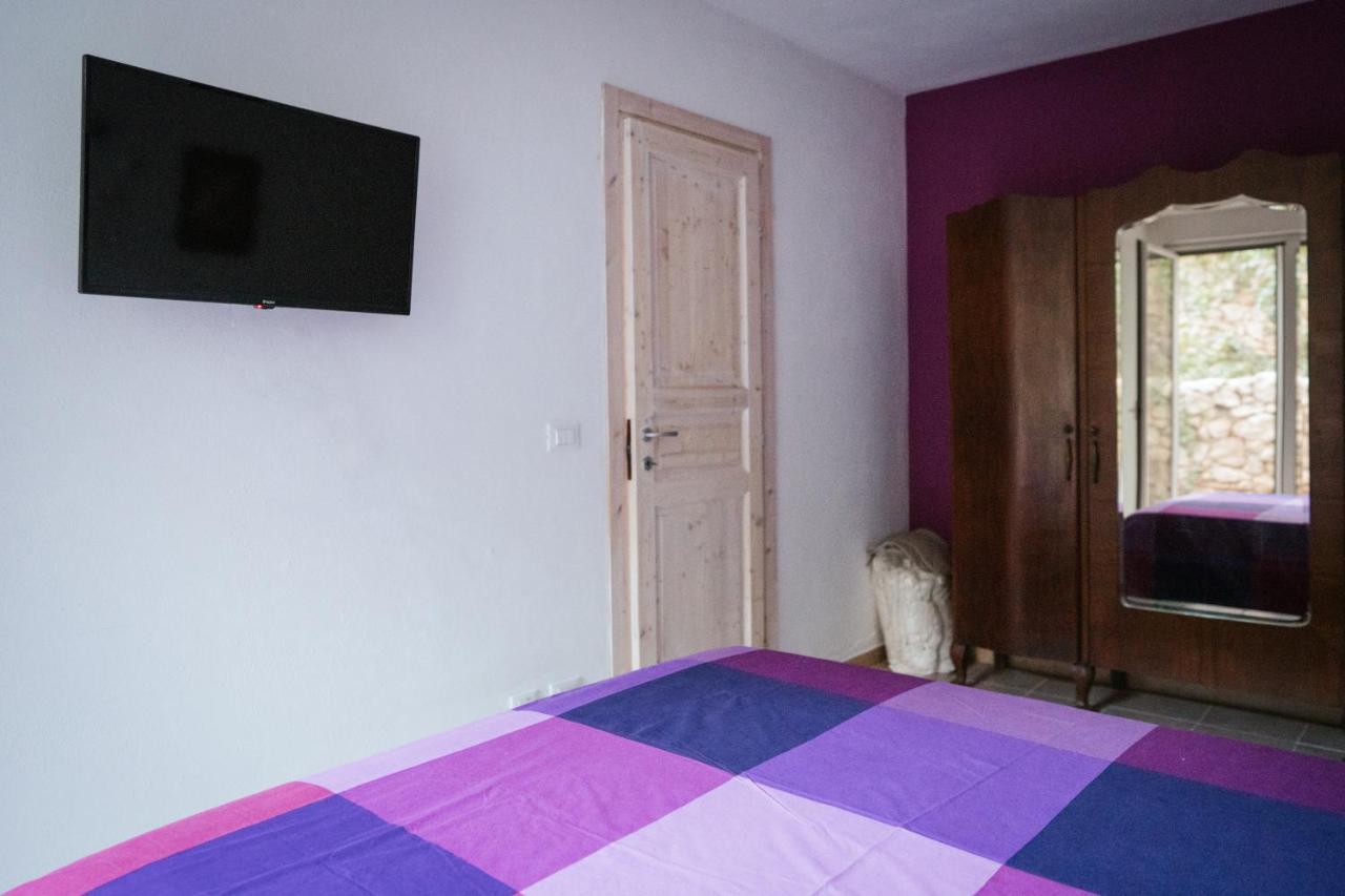 Prestigiosa Villa Con Piscina Condominiale Monopoli Eksteriør billede